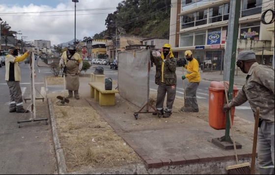 Santa Cruz, Ponte Preta, Santa Luzia e Bela Aurora recebem equipes da Empav, nesta quinta-feira, 05. Santa Cruz, Ponte Preta, Santa Luzia e Bela Aurora recebem equipes da Empav, nesta quinta-feira, 05.