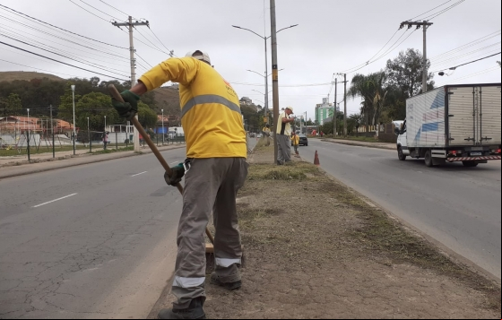 Operação Boniteza atua nos bairros Vale do Ipê, Poço Rico e Santa Terezinha Operação Boniteza atua nos bairros Vale do Ipê, Poço Rico e Santa Terezinha