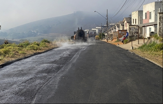 PJF conclui pavimentação no bairro Miguel Marinho nesta terça-feira, 02
