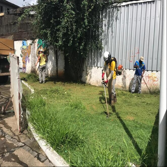 PJF realiza limpeza nas praças do bairro Fábrica e atende outras nove praças nesta segunda-feira, 12 PJF realiza limpeza nas praças do bairro Fábrica e atende outras nove praças nesta segunda-feira, 12