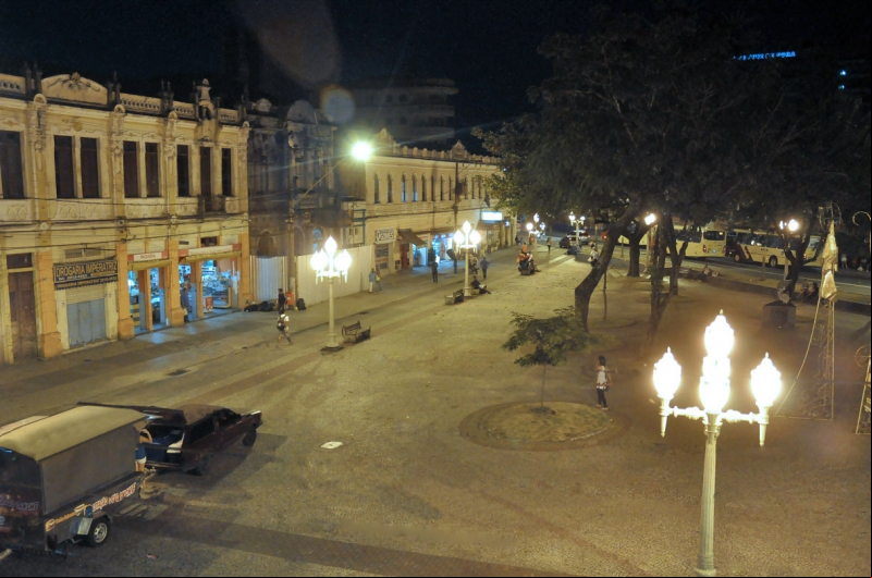 Prefeitura revitaliza iluminação da Praça da Estação Prefeitura revitaliza iluminação da Praça da Estação