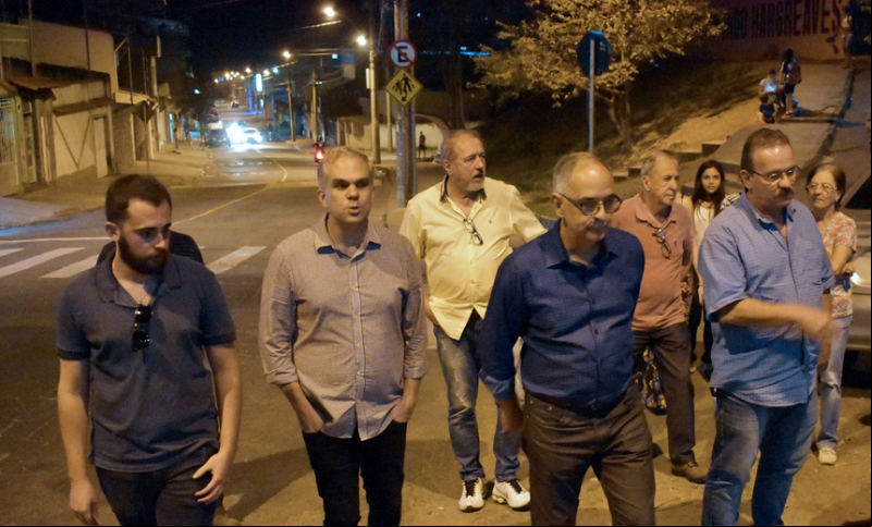 Prefeitura entrega nova iluminação pública no Bairro Bom Jardim