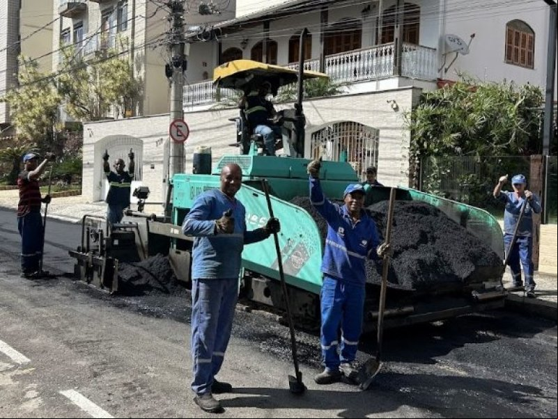 PJF leva novo asfalto a sete vias do bairro Cascatinha