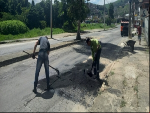 Operação tapa-buracos segue em andamento na Avenida JK e no o Norte