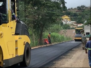 PJF inicia pavimentação em rua do bairro Náutico