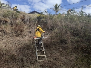 Empav realiza serviços de zeladoria em Escolas Municipais da cidade