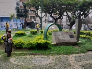 Empav realiza serviços de zeladoria na Praça Miguel Gustavo e Praça Menelick de Carvalho