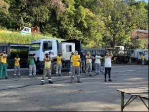 Sextou em movimento: ginástica laboral para começar bem o dia! 