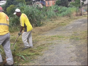 Praça de Esporte José Petrato, no bairro Progresso, recebe zeladoria do Programa Boniteza