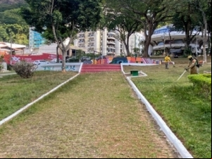 Em seis meses, Empav realiza mais de 150 atendimentos em praças com serviços de limpeza e poda de grama