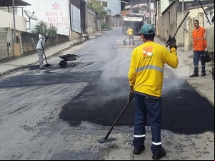 Em quatro dias, PJF atende mais de 30 vias com a operação tapa-buracos