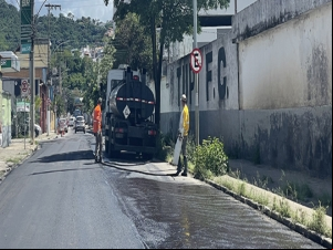 PJF dá inicio ao recapeamento asfáltico da Rua Doutor José Eutrópio