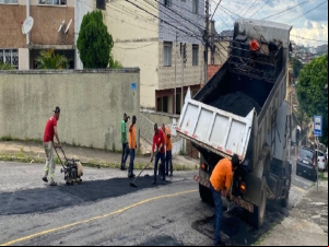 PJF atende mais de 270 vias da cidade com ações de tapa-buraco em fevereiro
