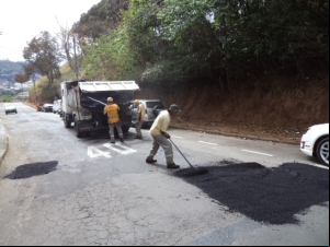 Empav realiza operação tapa-buraco em cinco bairros da cidade