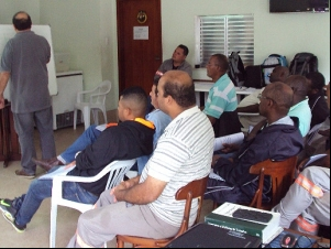 Funcionários da diretoria de Energia e Eletrificação da Empav recebem cursos de capacitação e segurança
