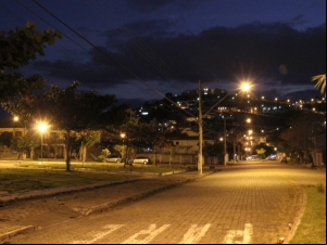 Prefeitura revitaliza iluminação do Bairro Bom Clima