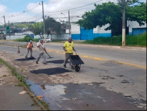 Empav realiza operação tapa-buracos nas regiões norte, nordeste, sul, leste e oeste