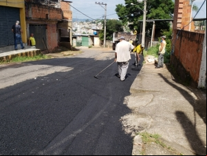 Empav realiza operação tapa-buracos em locais atingidos pelas chuvas