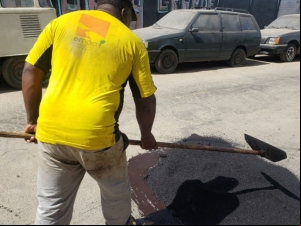 Empav realiza operação tapa-buracos em 15 bairros