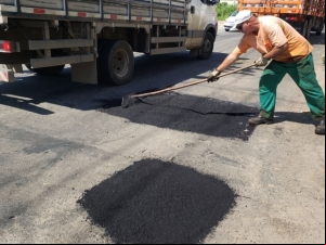 Empav realiza operação tapa-buracos em diversos bairros